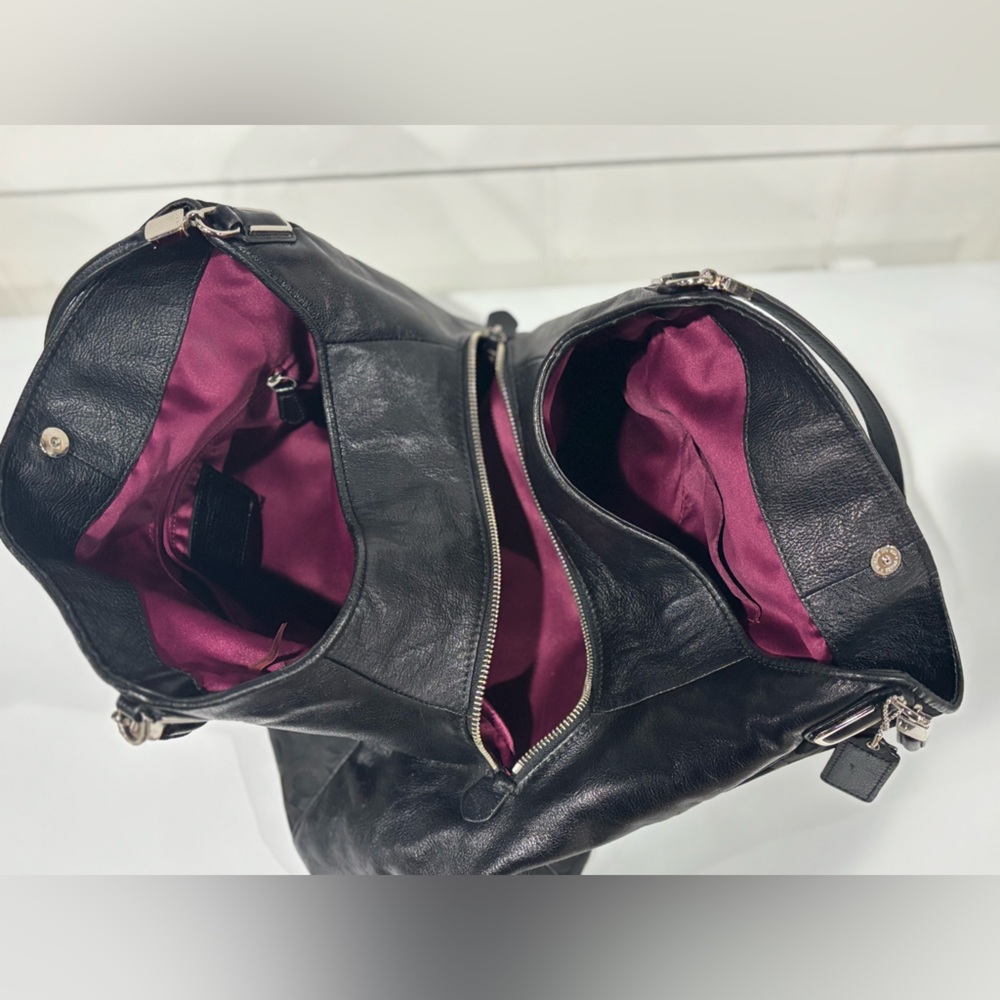 Coach Phoebe Shoulder Bag F19232 – Black Signature Jacquard & Leather - Picture 8 of 9